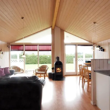 Picabo - 750m To The Inlet In Western Jutland By Interhome